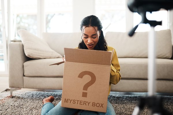 Dive into the adventure of epical mystery boxes today